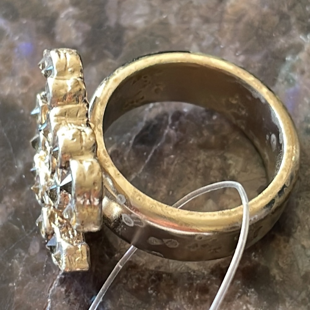 Chanel resin cc logo crystal gold ring - Picture 6 of 10